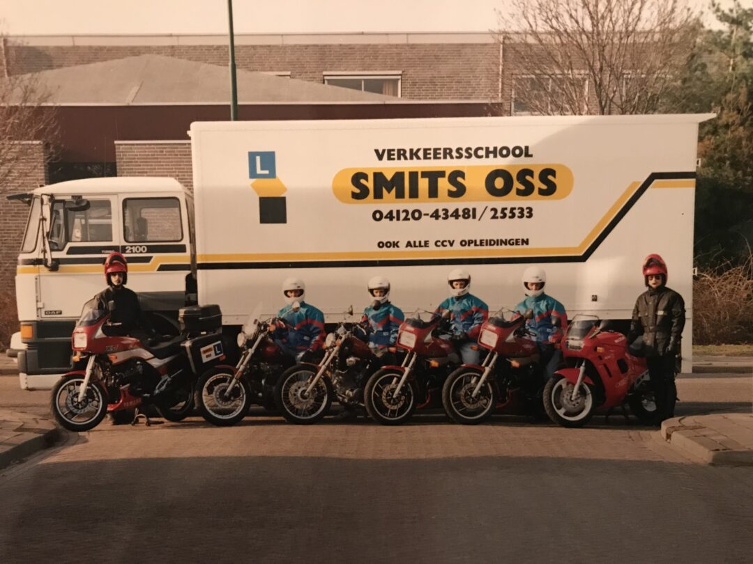 Motoren en vrachtwagen