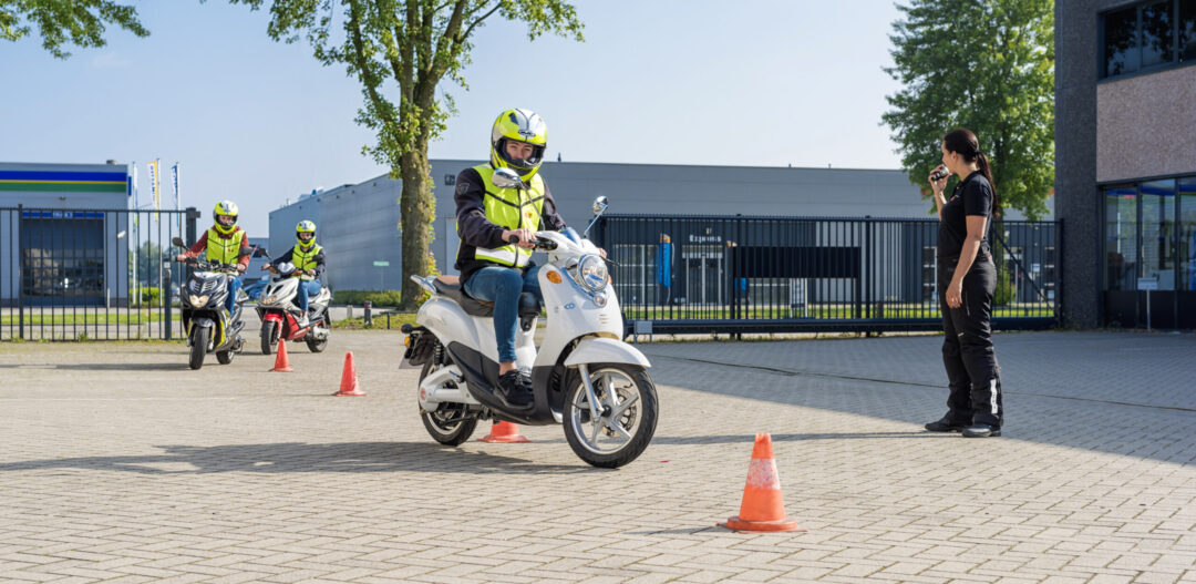 Scooterslalom