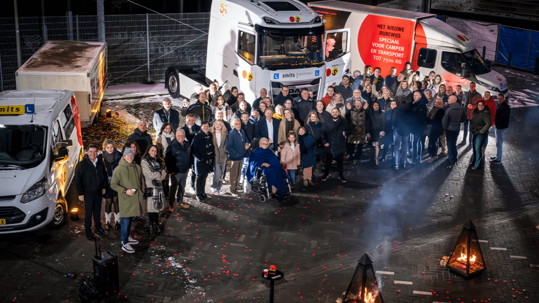 Al het personeel bij elkaar tijdens het 50 jarig jubileum